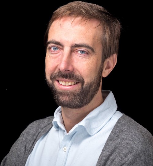 Jacobo Elosua Former executive director at UBS investment bank, open data entrepreneur / activist and tokenomics designer.
CFO